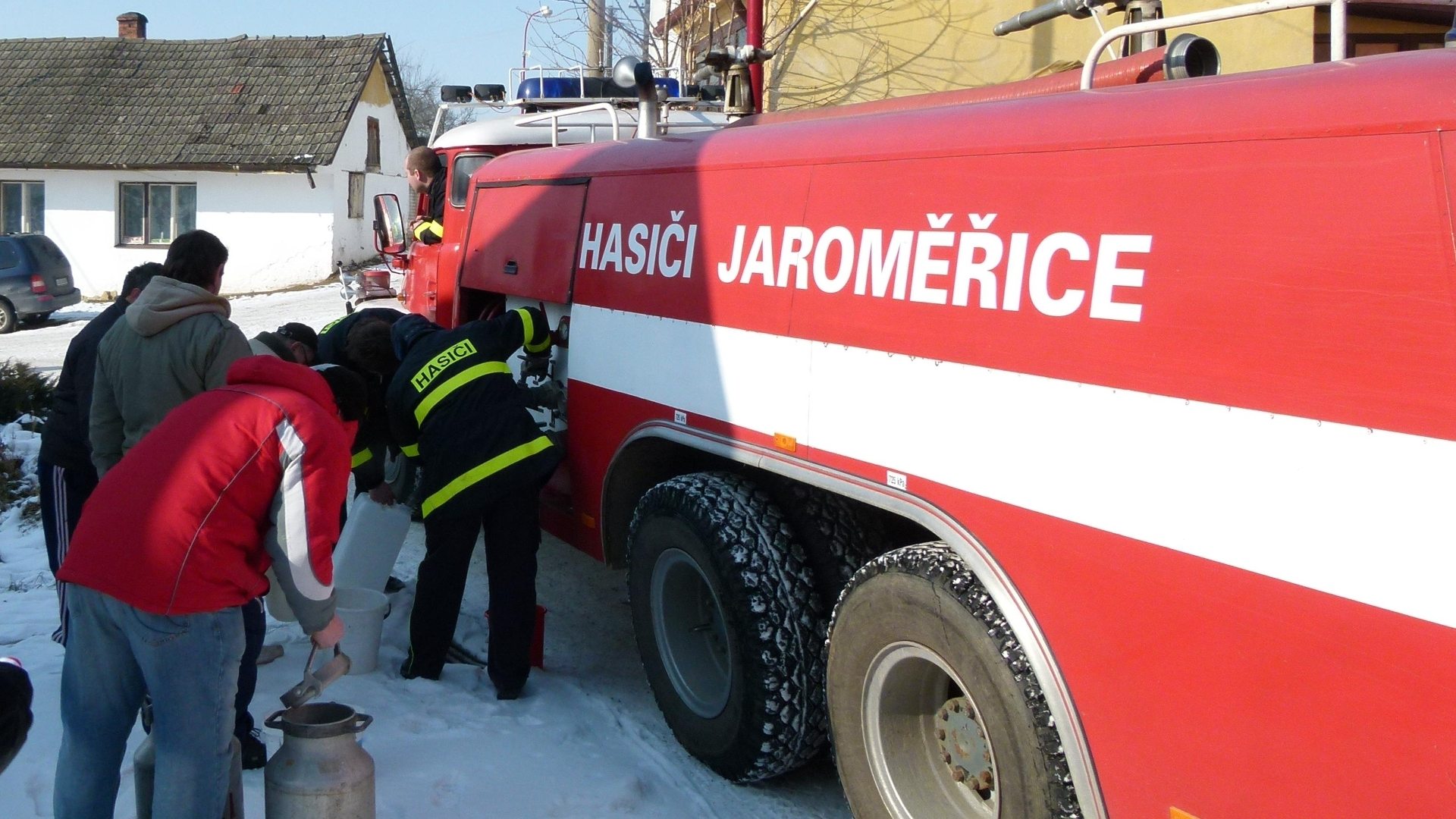 12.02.2012. Rozvoz vody  4